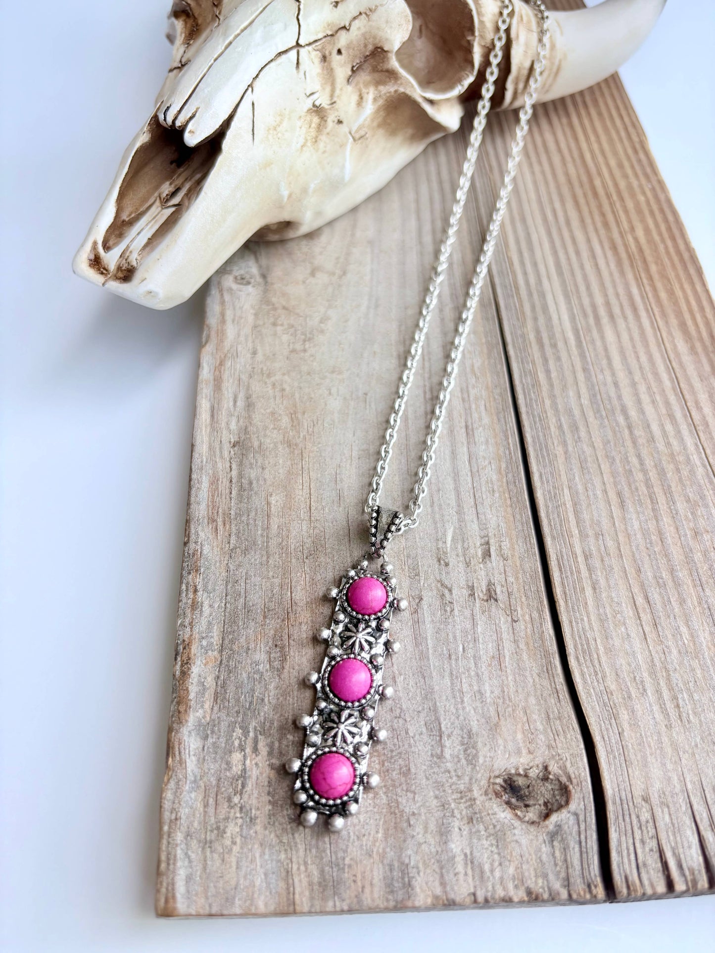 Western Concho Stone Bar Pendant Necklace