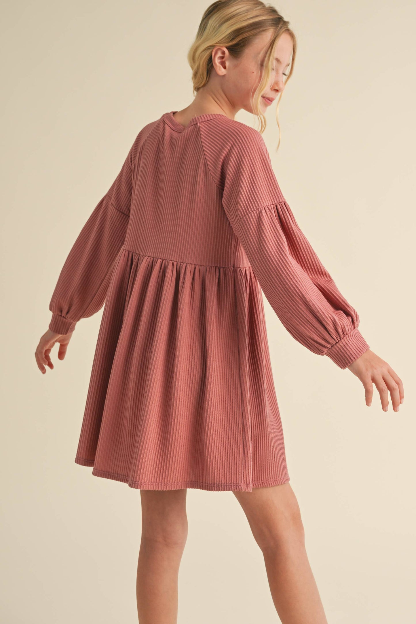 LONG SLEEVE KNIT DRESS