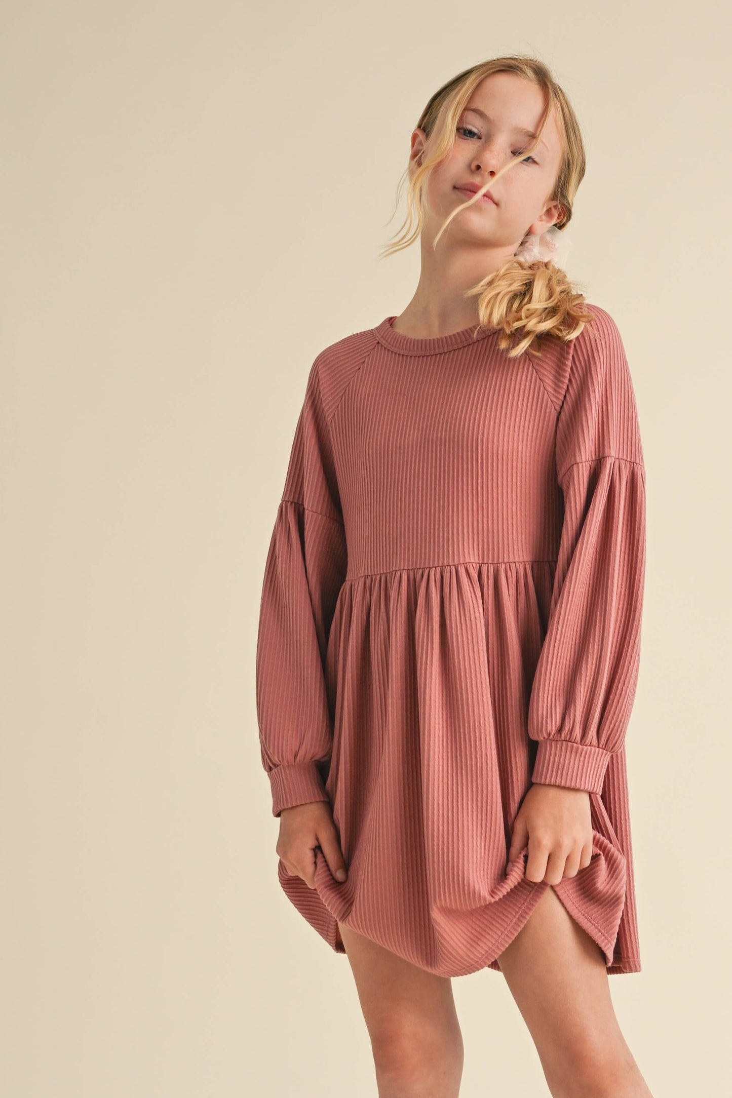LONG SLEEVE KNIT DRESS