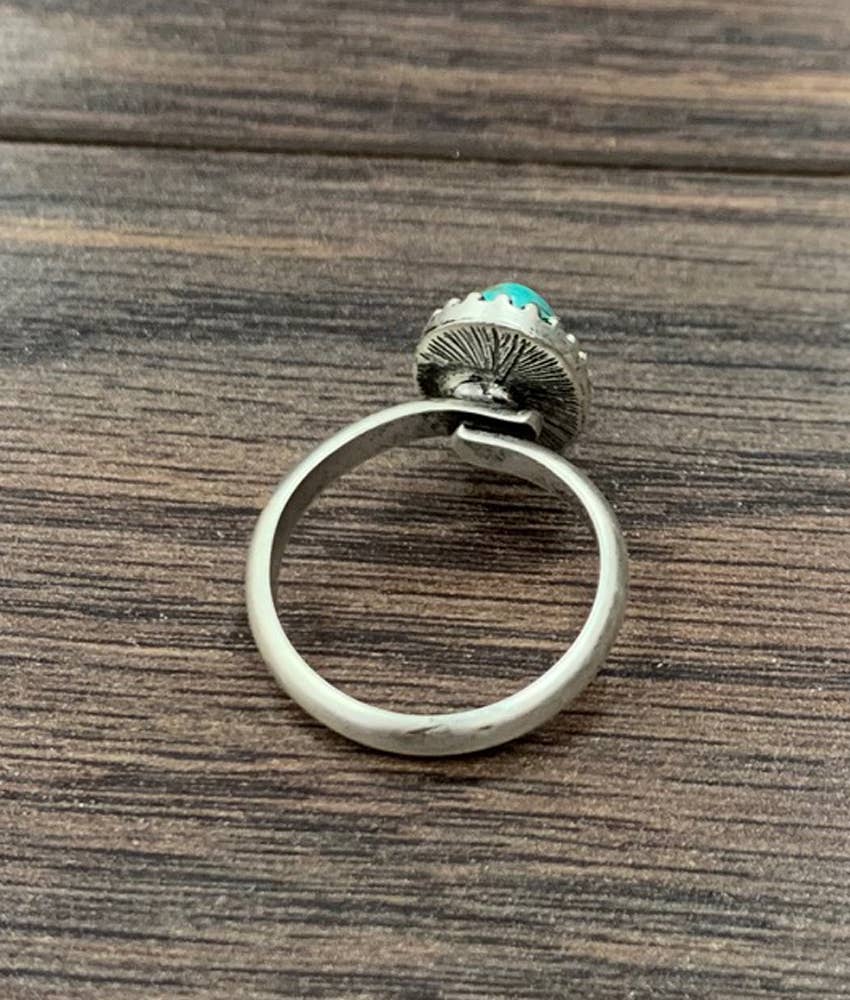 12mm Oval Turquoise Adjustable Ring