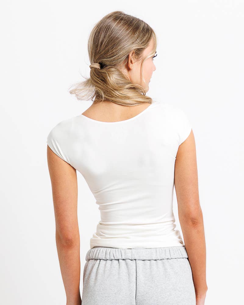 Essential Basic Layering Short Sleeve Scoop Neck Tee