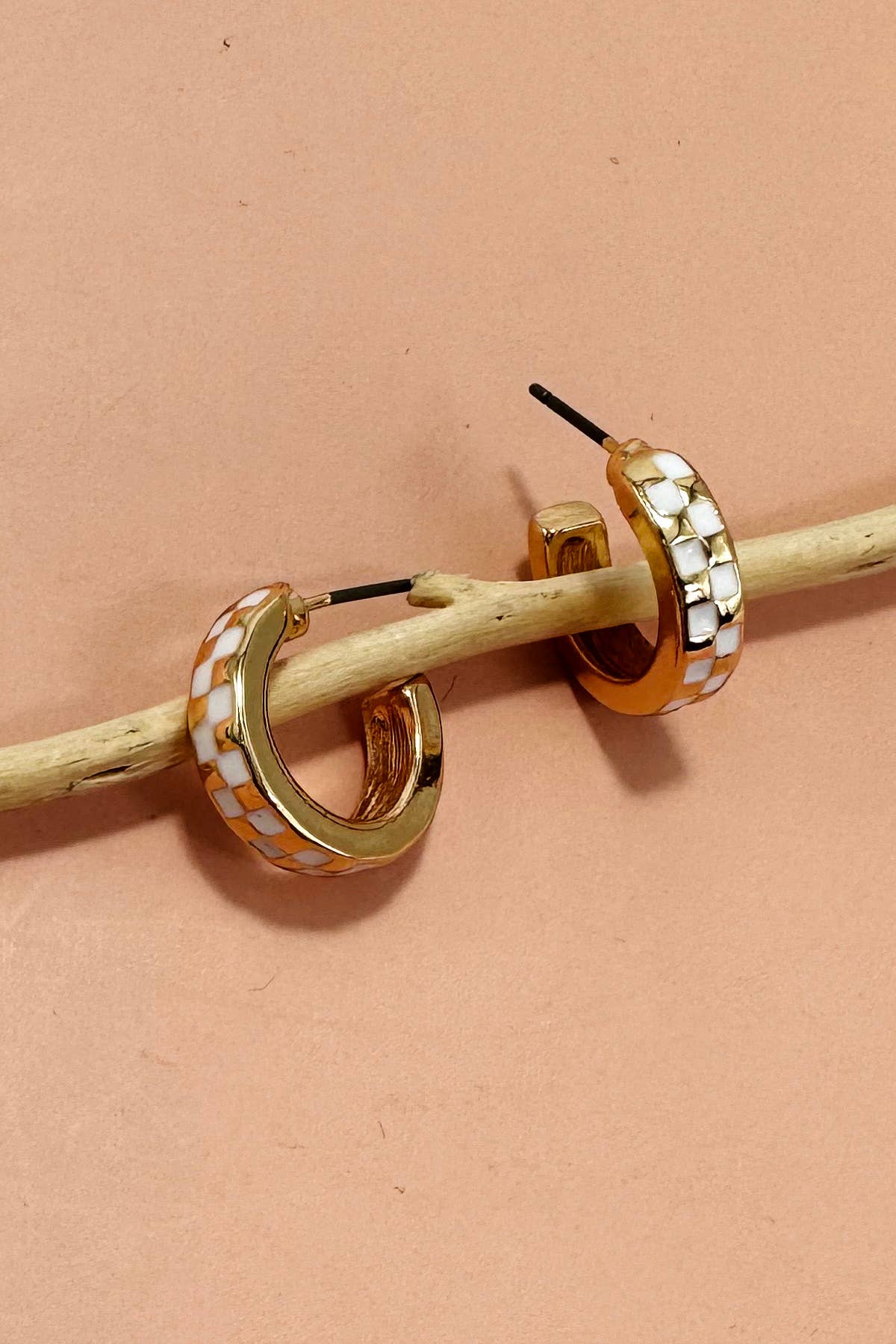 MINI CHECKERED HOOP  EARRINGS
