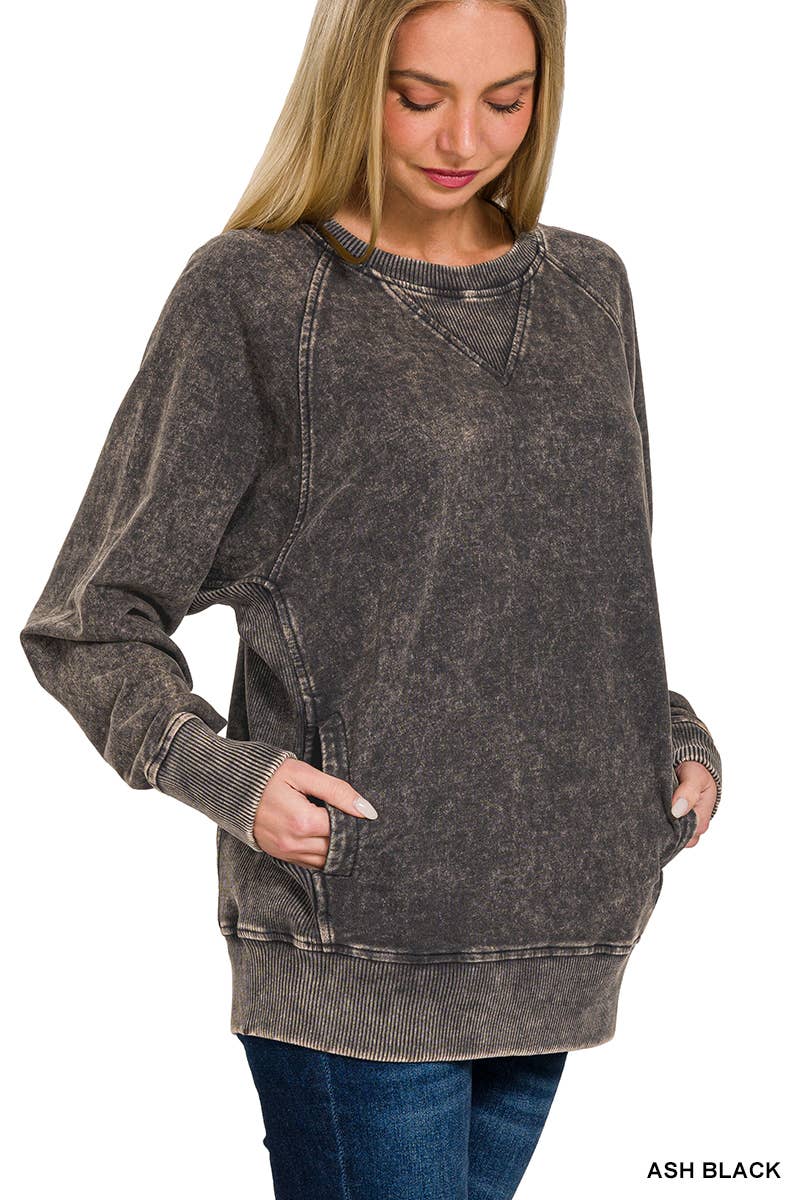Acid Washed  Pullover With Pockets