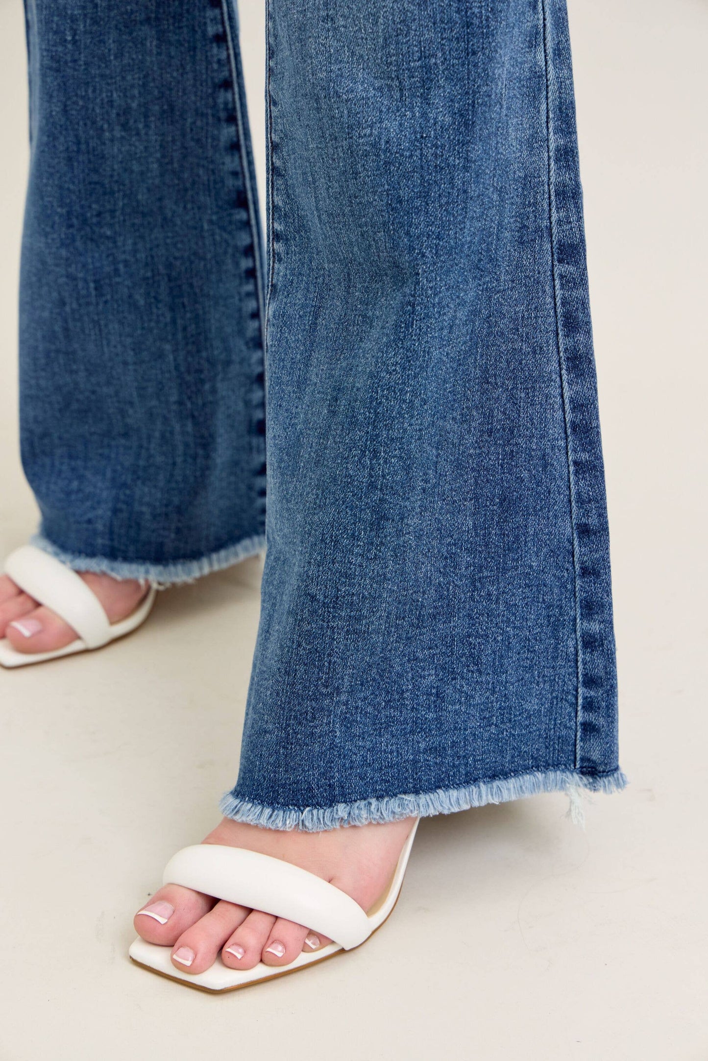 Judy Blue Vintage Wash Flare w/ Destroy and Fray Hem