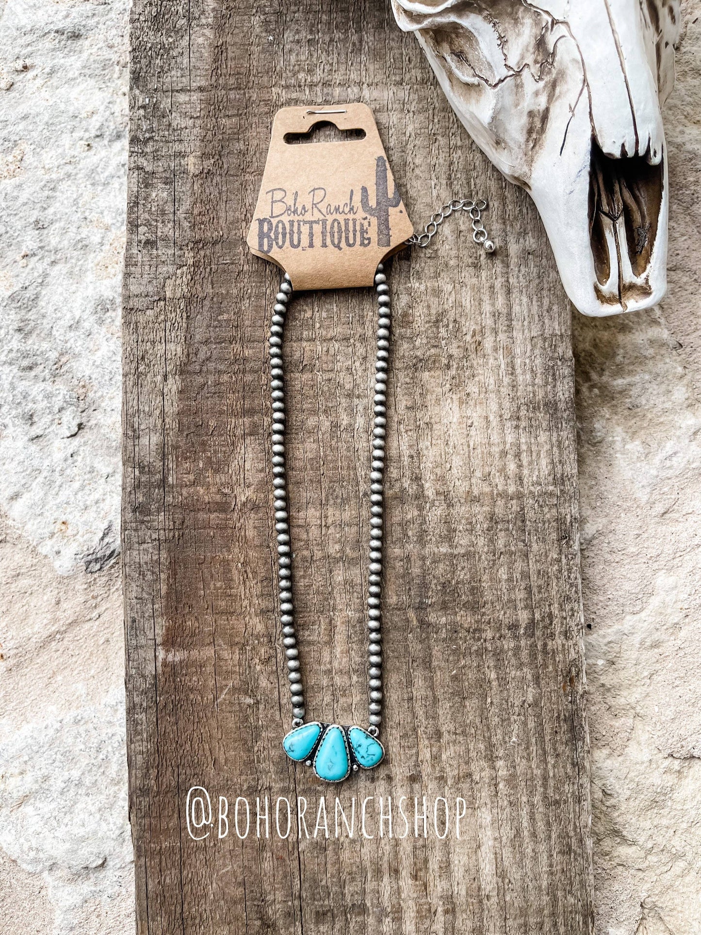 Western Stone Pendant Choker Necklace