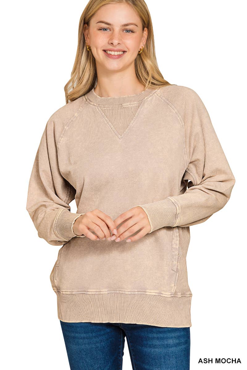 Acid Washed  Pullover With Pockets