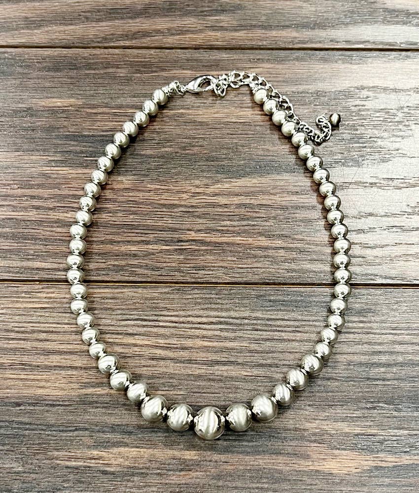 16" 14mm Graduated Silver Navajo Necklace