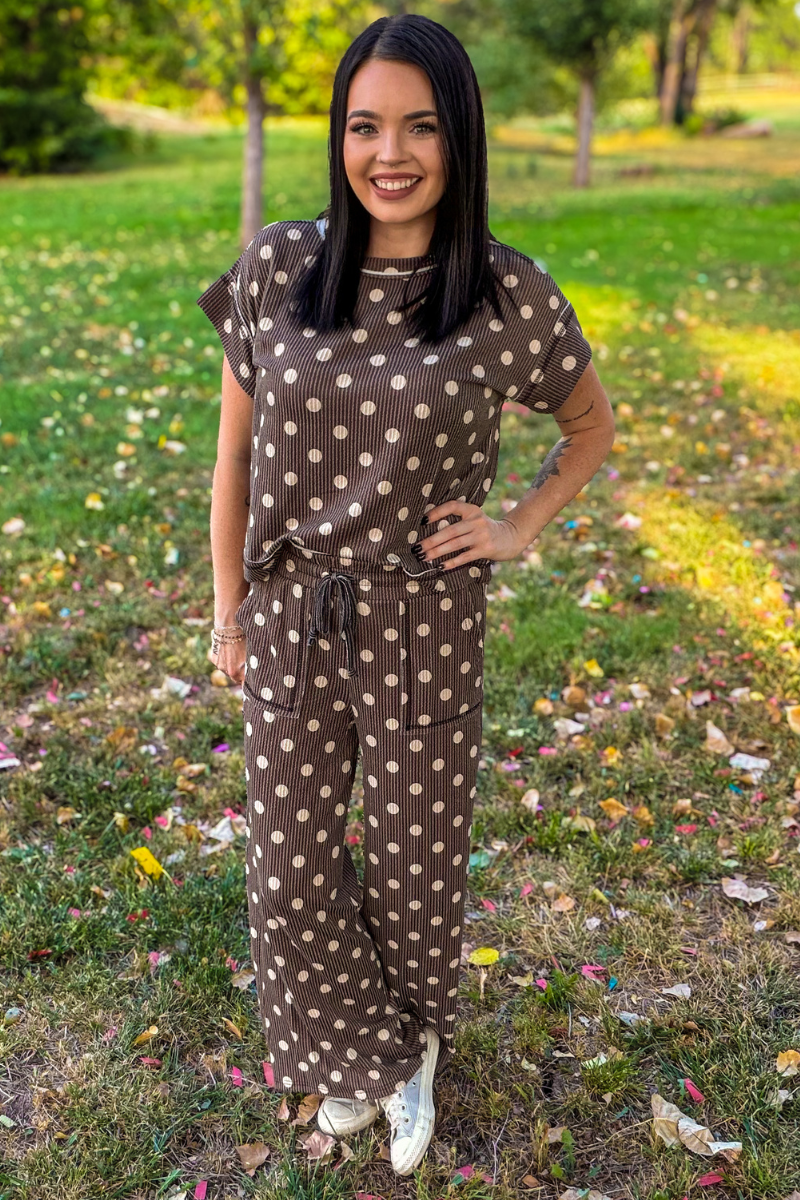 Mocha Dot Top