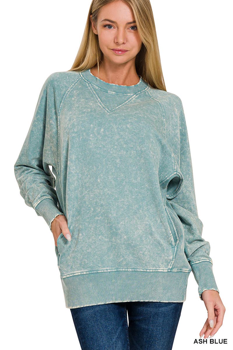 Acid Washed  Pullover With Pockets