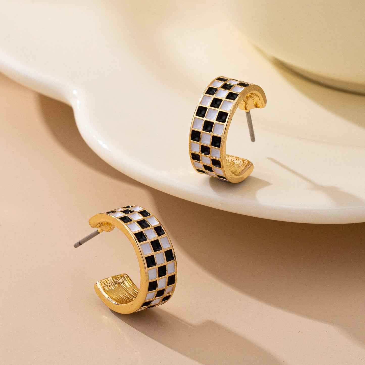 CHECKER   HOOP EARRINGS