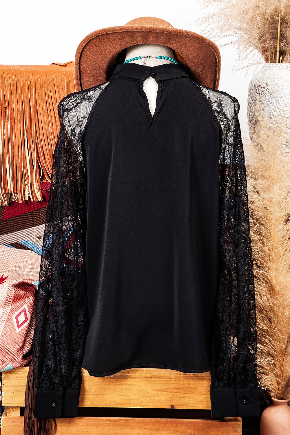 Key Hole Lace Sleeved Blouse