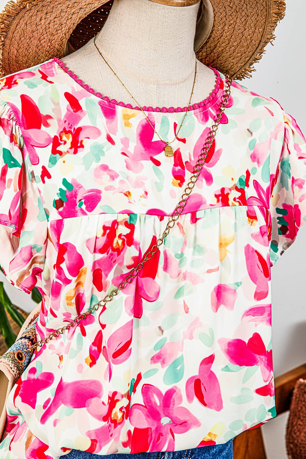 Floral Flutter Sleeve Round Neck Casual Blouse
