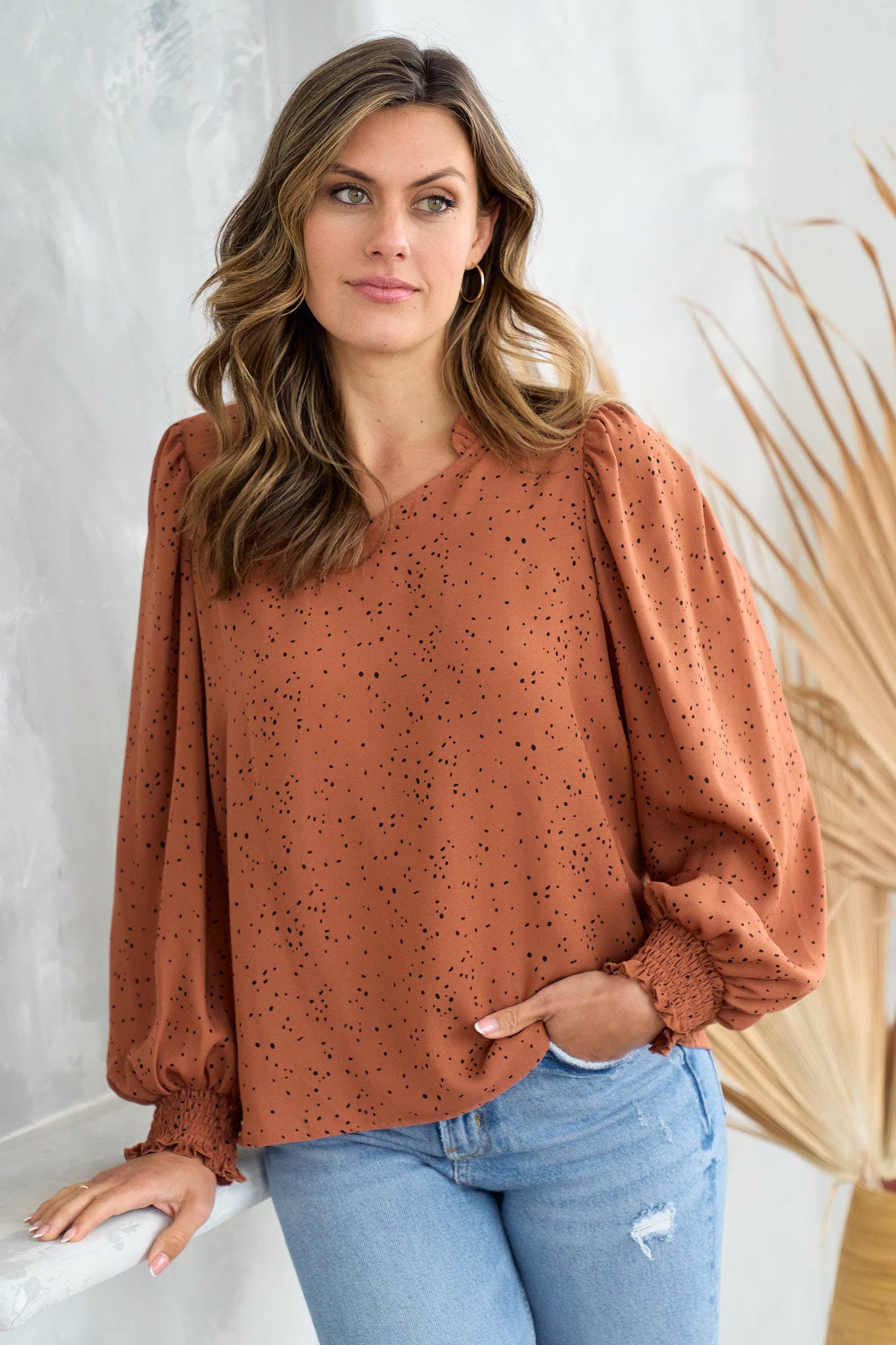 V neck ruffle and smocked puff detailed blouse