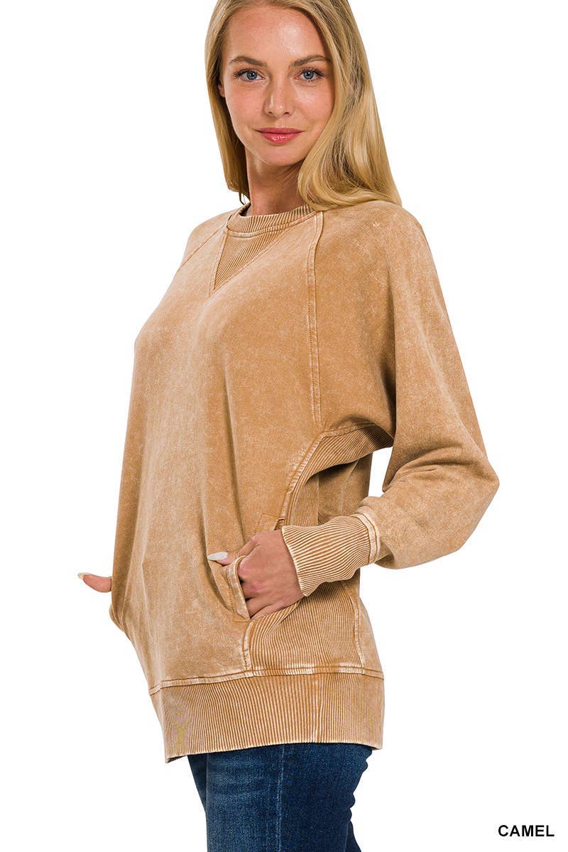Acid Washed  Pullover With Pockets