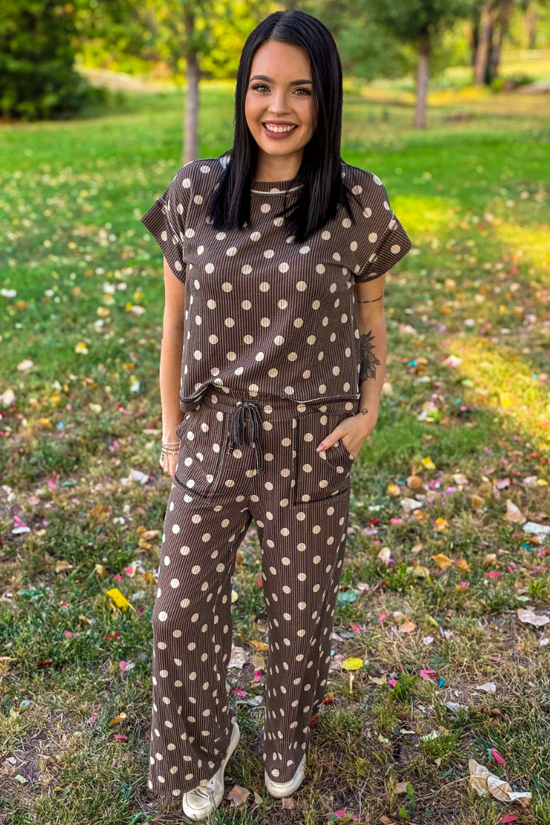 Mocha Dot Top