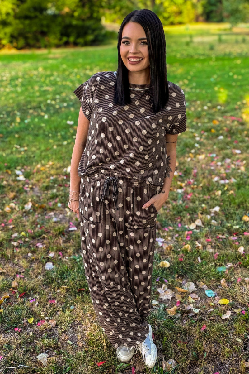 Mocha Dot Top