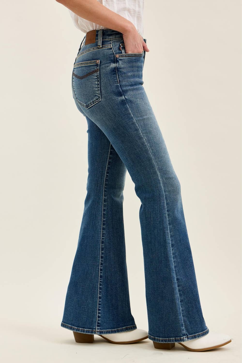 Jaqueline Flare Jeans