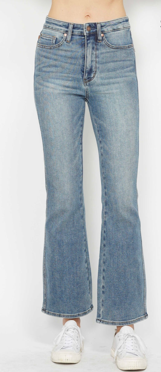 Judy Blue Bootcut- Short