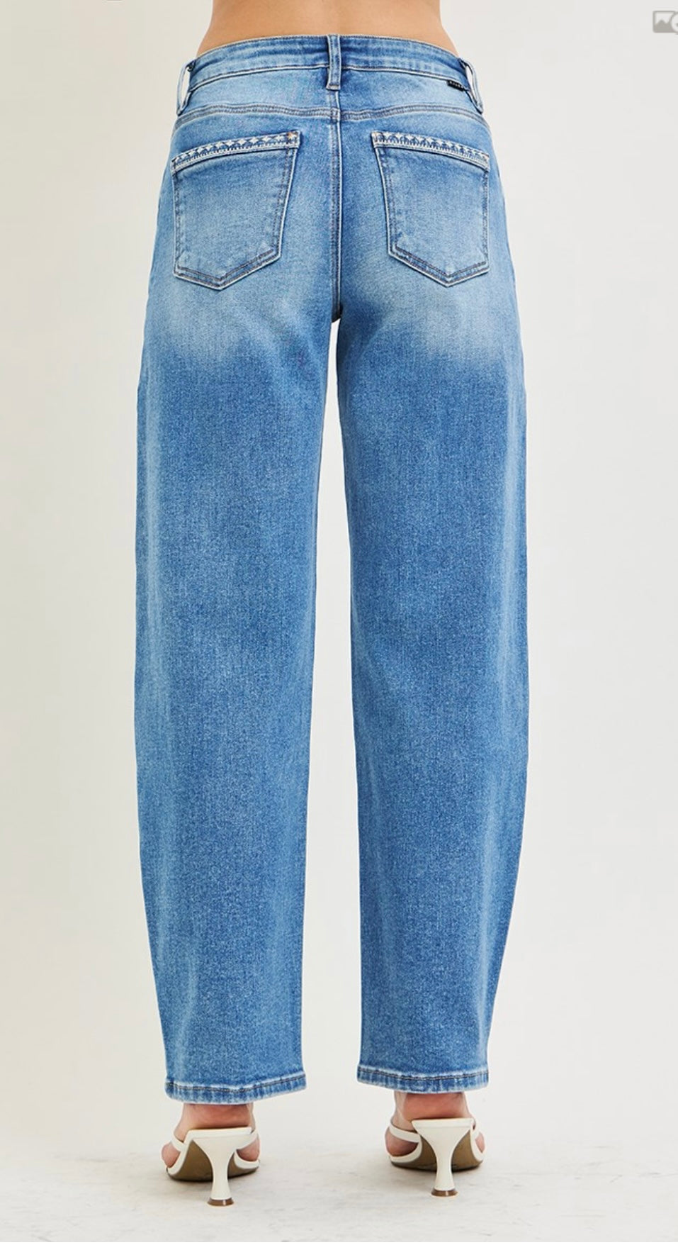 Mia  Barrel Jeans