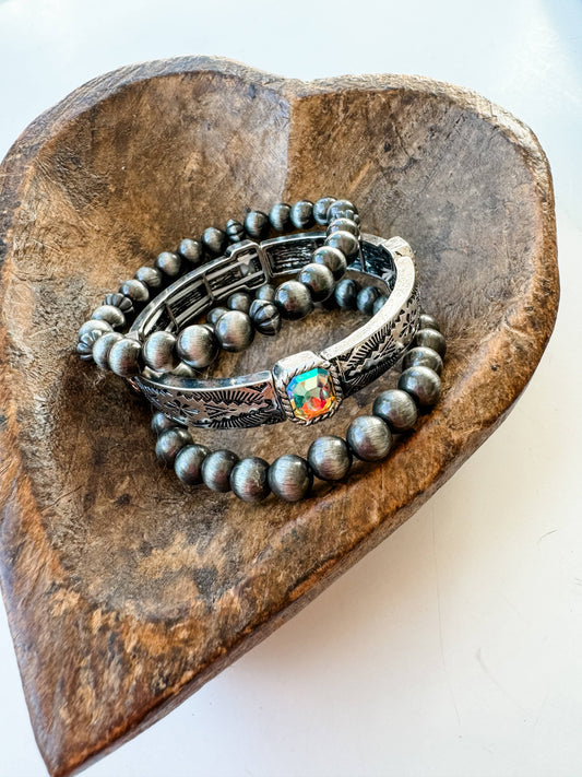 Western Navajo Glass Stone 3 Layered Stretch Bracelet 