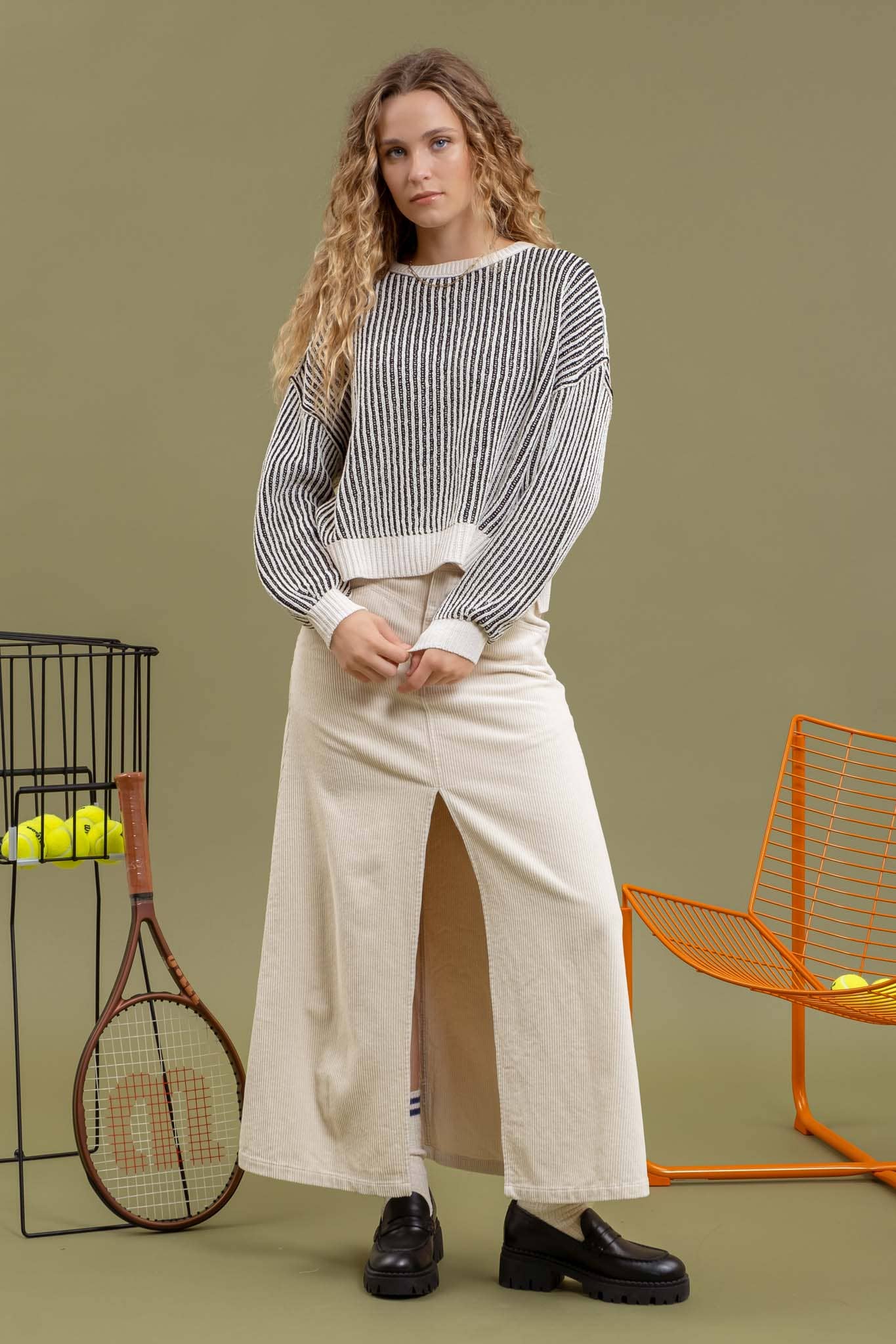 TEXTURED CREWNECK SWEATER