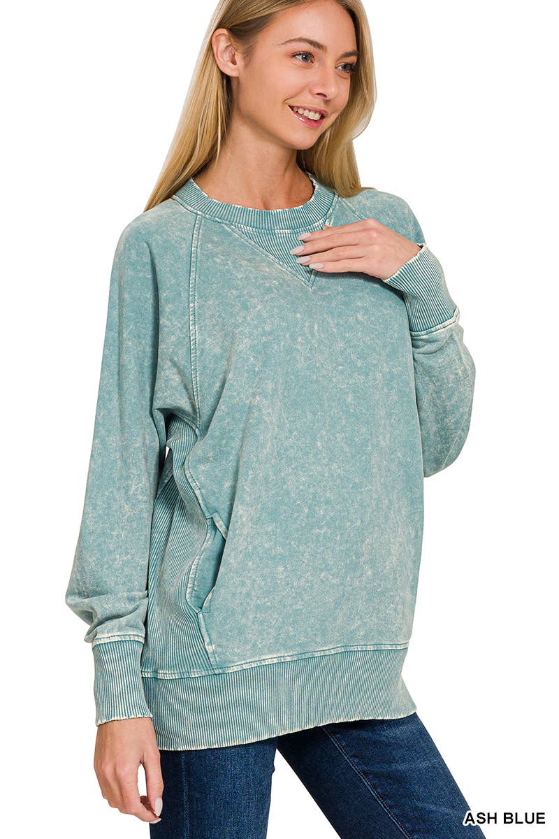 Acid Washed  Pullover With Pockets