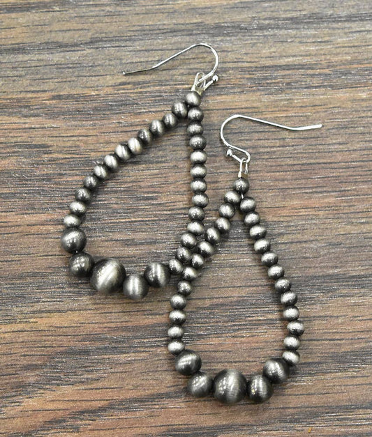 Claire Pearl Earrings