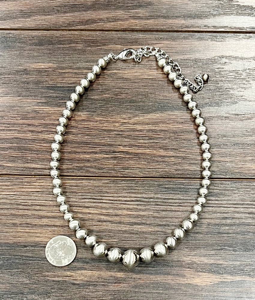 16" 14mm Graduated Silver Navajo Necklace