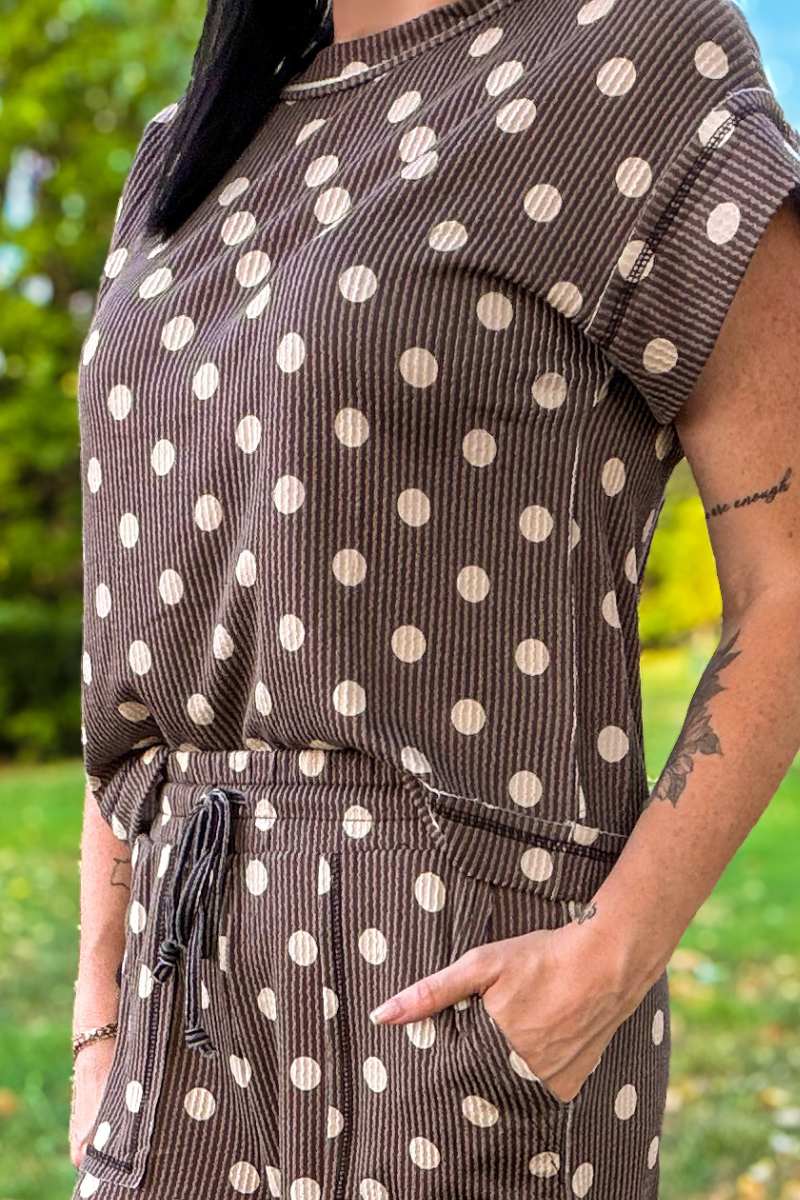 Mocha Dot Top