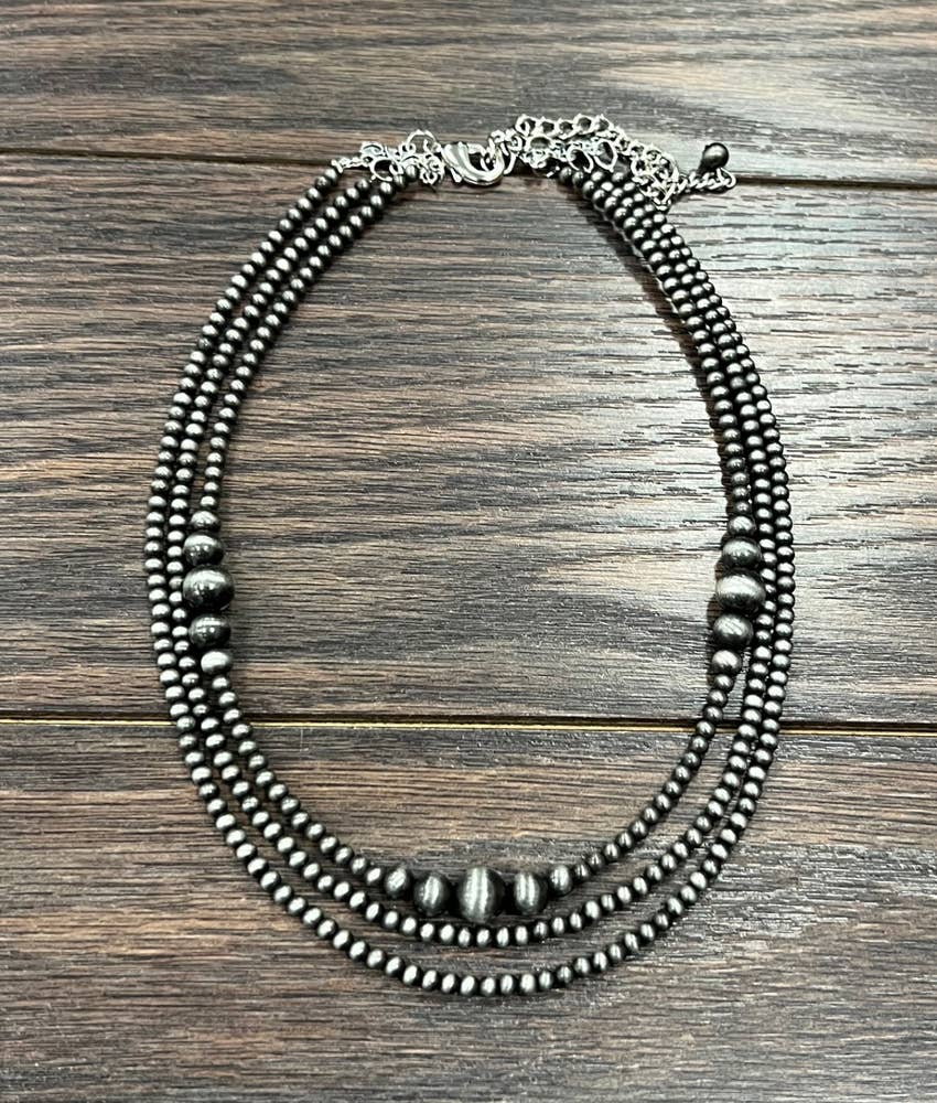 Handmade 17" Navajo Bead Necklace