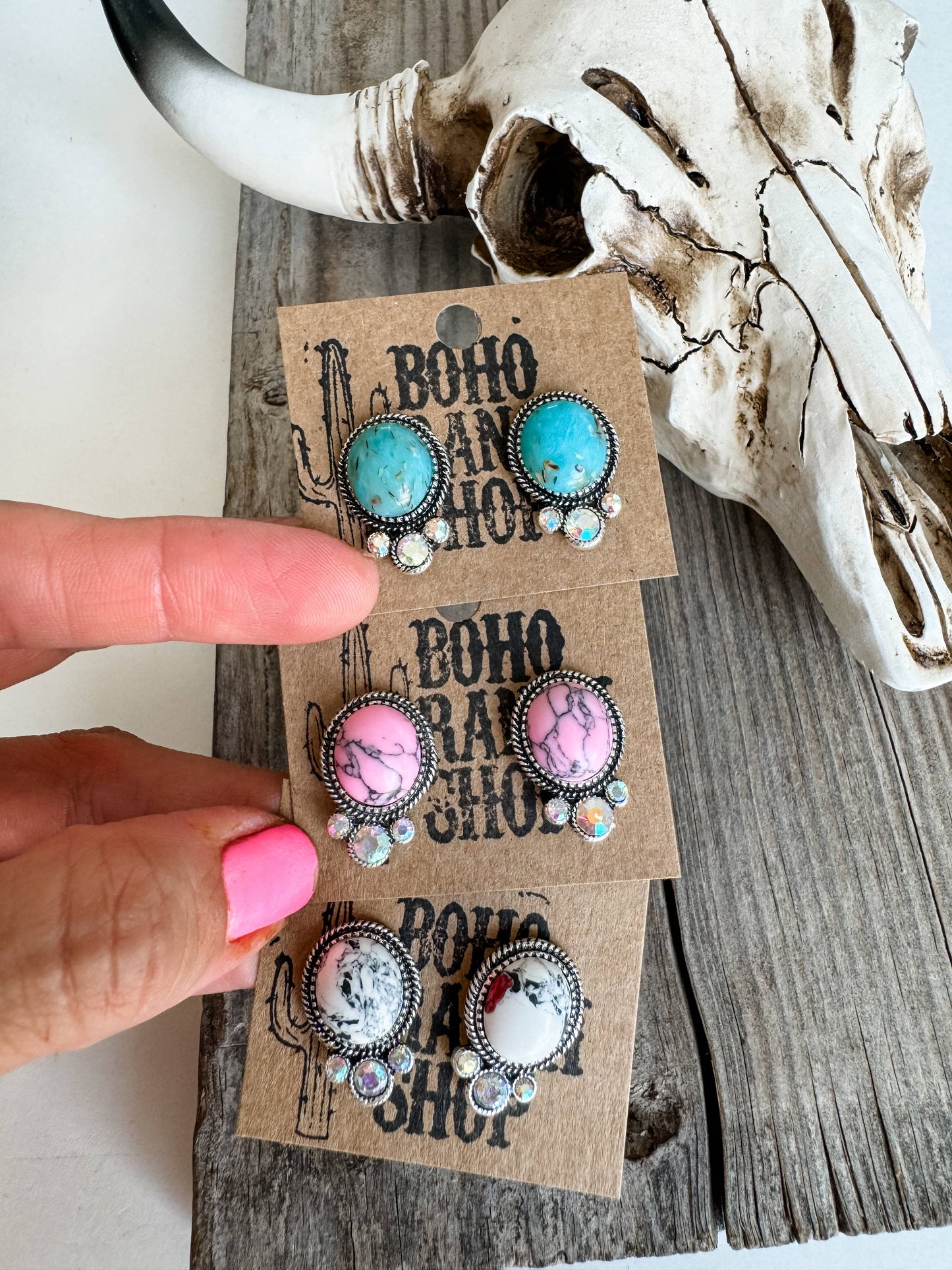 Western Oval Stone Stud Earrings