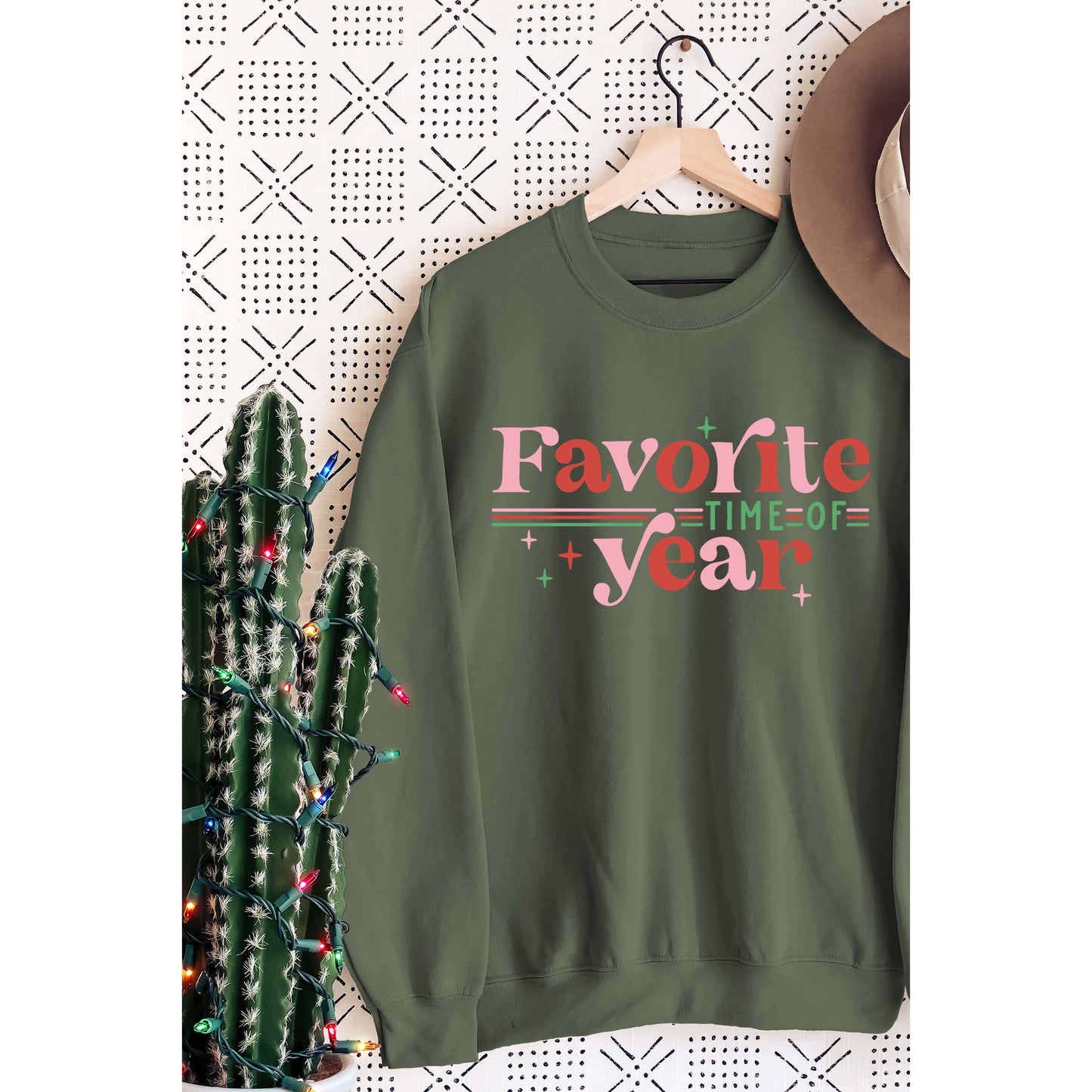 FAVORITE TIME OF YEAR Graphic Sweatshirt