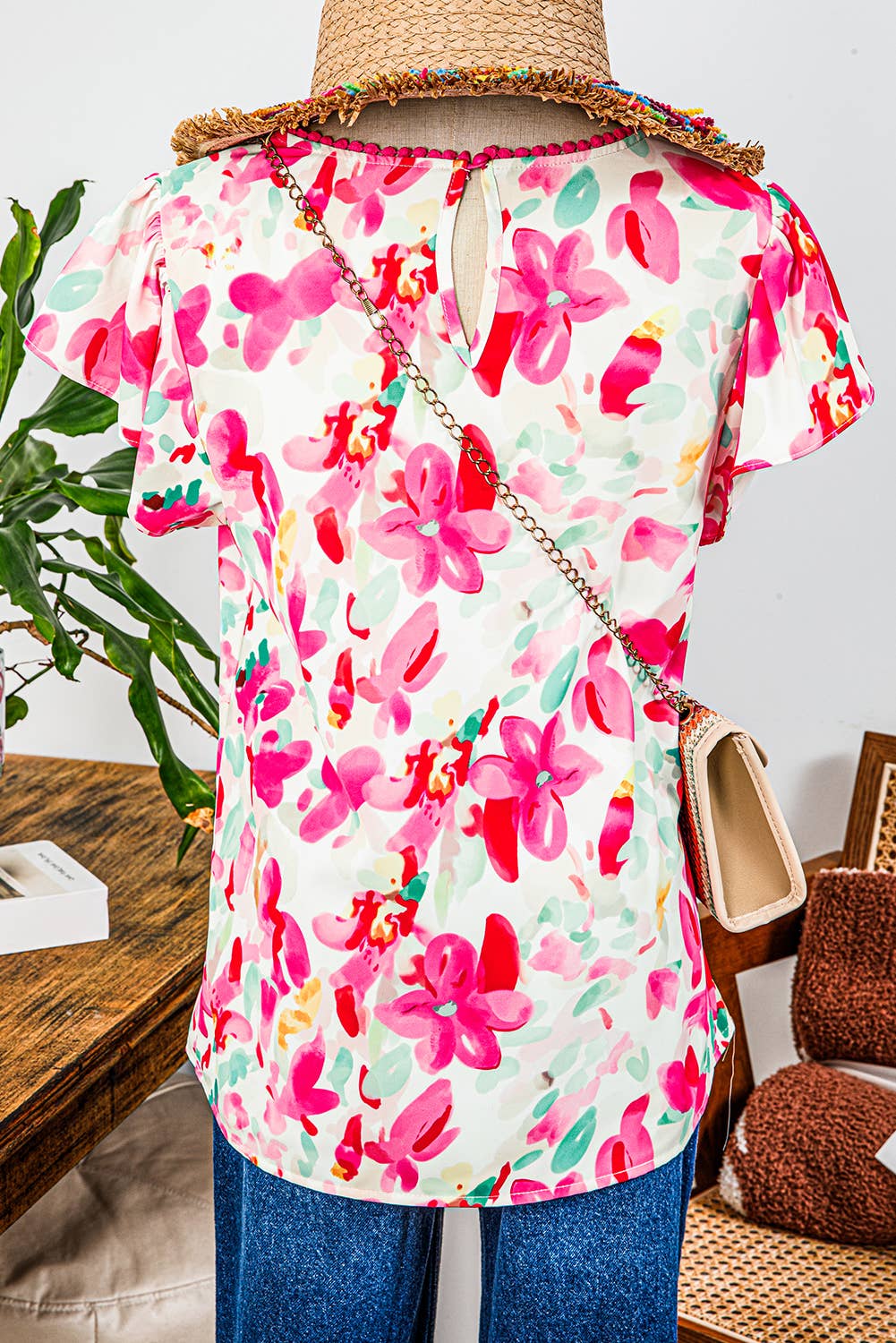 Floral Flutter Sleeve Round Neck Casual Blouse
