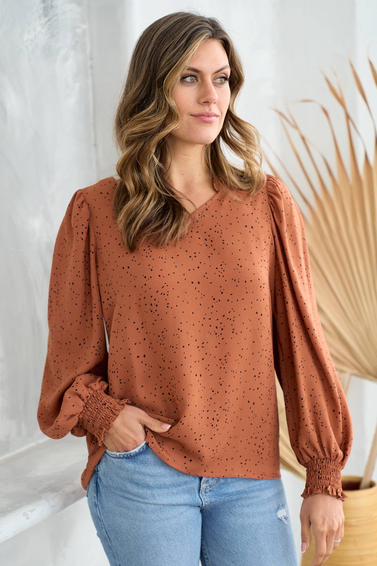 V neck ruffle and smocked puff detailed blouse